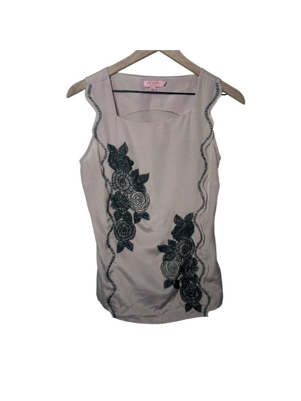 Ted Baker London Rare Sample Top Pink Gray Scallop Floral Beaded Blouse Size 2